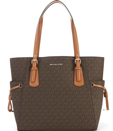 michael kors voyager signature tote bag|Michael Kors Tote with zipper.